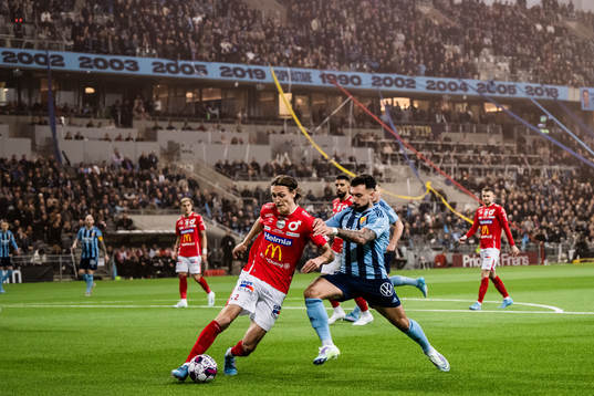 Degerfors Gustav Granath och Djurgårdens Sead Haksabanovic