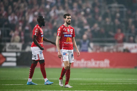 Degerfors Ronald Mukiibi och Sebastian Ohlsson deppar