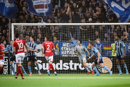 Djurgårdens målvakt Jacob Widell Zetterström