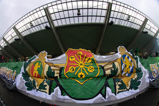 GAIS klackens Tifo innan fotbollsmatchen i Ettan Södra