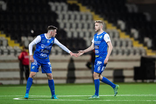 Oddevold Axel Pettersson jublar