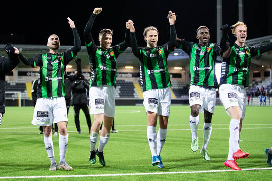 GAIS spelare jublar
