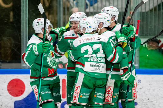 Rögles Anton Bengtsson jublar