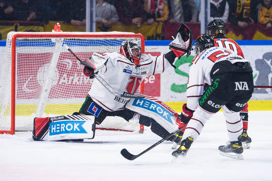 Örebros målvakt Jhonas Enroth
