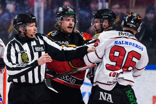 Luleås Oscar Engsund och Örebros Robin Kovacs