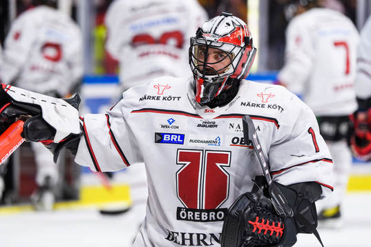 Örebros målvakt Jhonas Enroth deppar