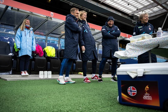 Martin Sjögren, head coach and Ada Hegerberg of the