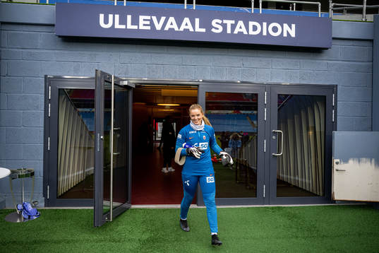 Goalkeeper Guro Pettersen of the Norwegian women's national