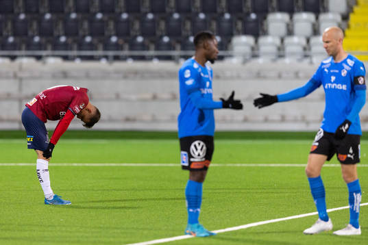 Bläddra bland fler bilder av Fotboll, Superettan, Örgryte - Halmstad