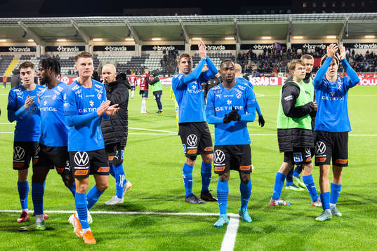 Halmstads spelare tackar publiken
