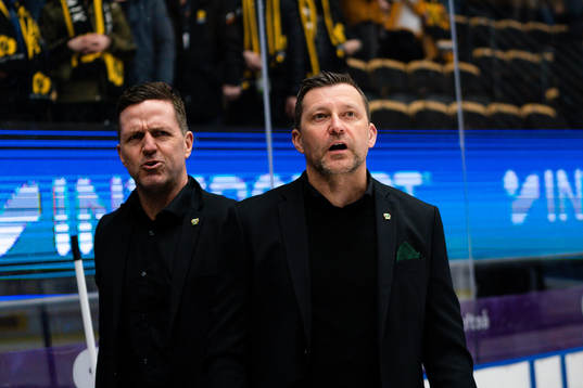 Färjestads assisterande tränare Thomas Rhodin och Pelle