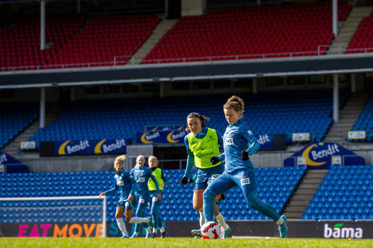 Ingrid Syrstad Engen and Synne Skinnes Hansen of the