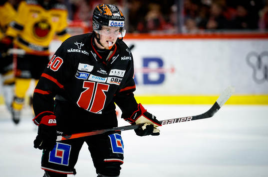 Örebros Elias Ekström deppar