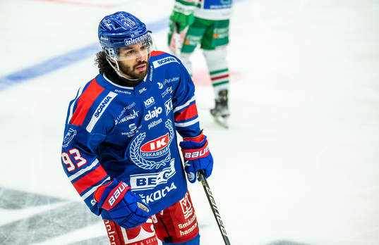 Oskarshamns Cameron Brace jublar