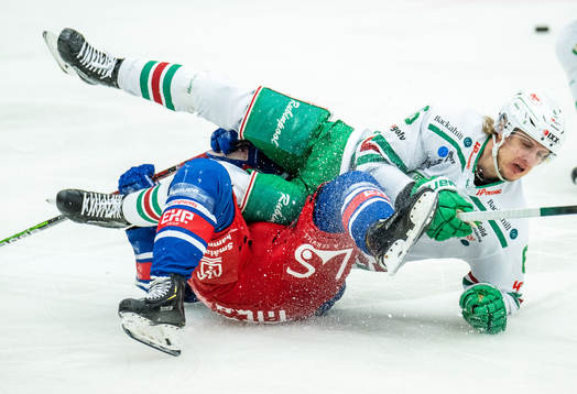 Oskarshamns Patrik Karlqvist och Rögles Tony Sund