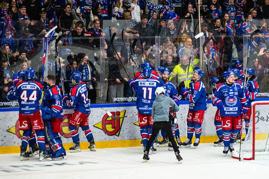 Oskarshamns spelare jublar