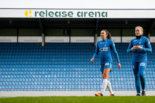 Ingrid Syrstad Engen and Julie Blakstad of the Norwegian