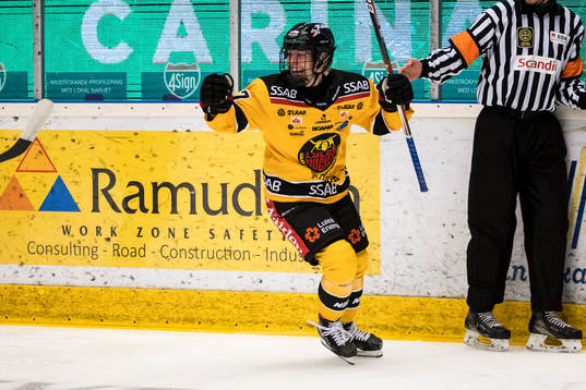 Luleås Linn Petersson jubel