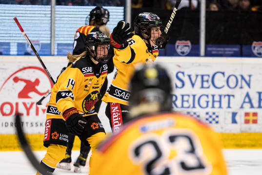 Luleås Petra Nieminen jubel