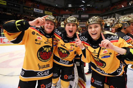 Luleås spelare jublar