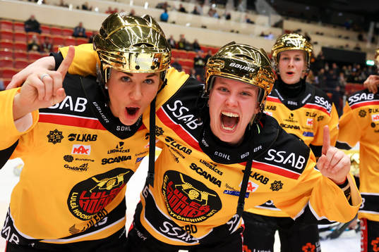 Luleås spelare jublar