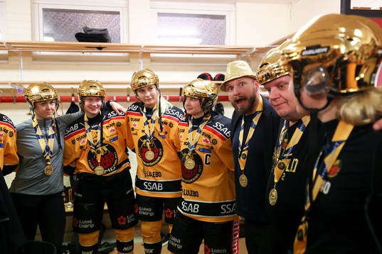 Luleås spelare jublar