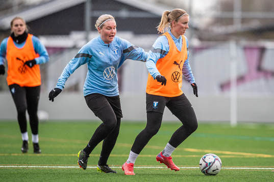 Bläddra bland fler bilder av Fotboll, Div 2, Dam, Malmö FF, Träning