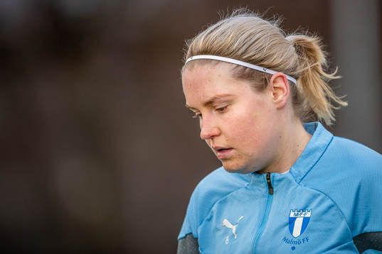 Rebecka Holm deppar
