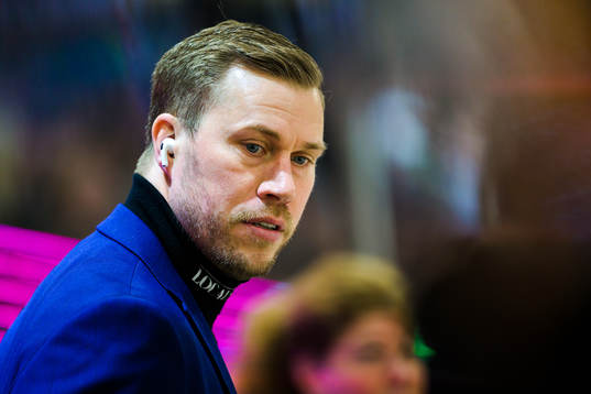 Skellefteås assisterande Andreas Falk