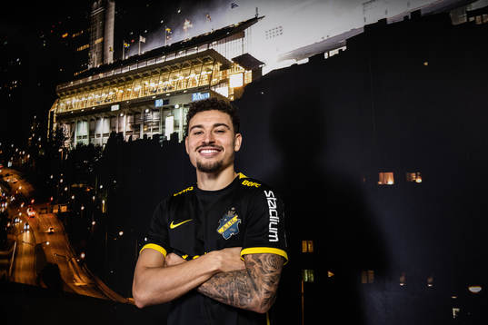 Jordan Larsson