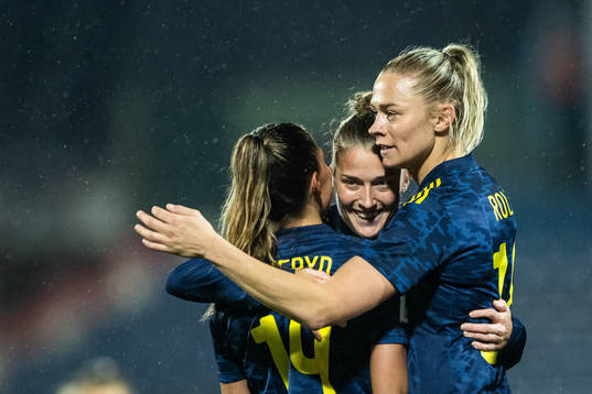 Filippa Angeldahl of Sweden celebrate with Fridolina Rolfö
