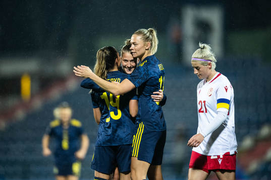 Filippa Angeldahl of Sweden celebrate with Fridolina Rolfö
