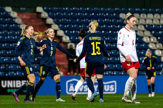 Jonna Andersson , Kosovare Asllani and Rebecka Blomqvist of