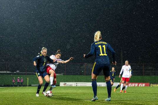 Linda Sembrant of Sweden and Ana Cheminava of Georgia