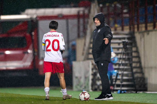 Khatia Tchkonia and Giorgi Chkhaidze, head coach of Georgia