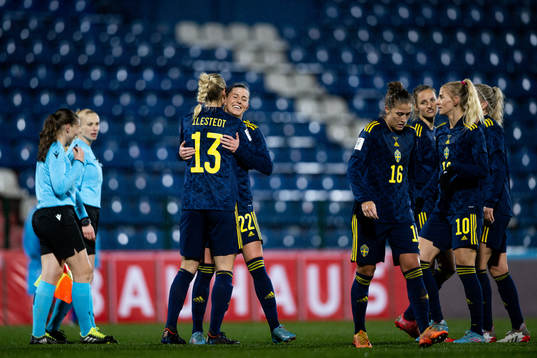 Amanda Ilestedt and Olivia Schough of Sweden celebrate