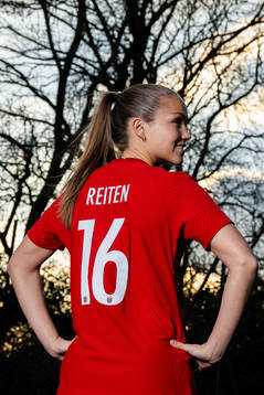 Guro Reiten of the Norwegian national football team poses