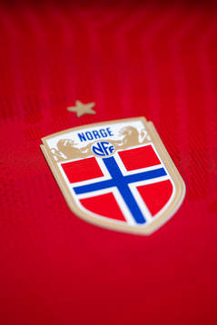 The home kit of the Norwegian national football team