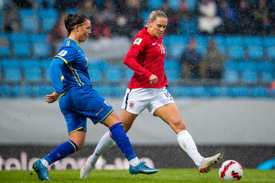 Blerta Smaili of Kosovo and Lisa Fjeldstad Naalsund of