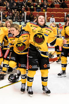 Luleå spelarna jublar