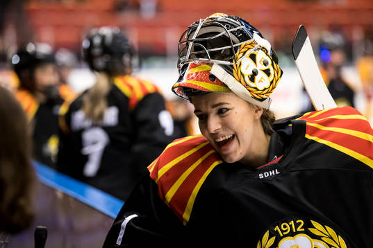 Brynäs målvakt Evelina Mäkinen