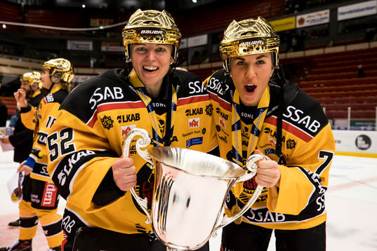 Luleå spelarna jublar