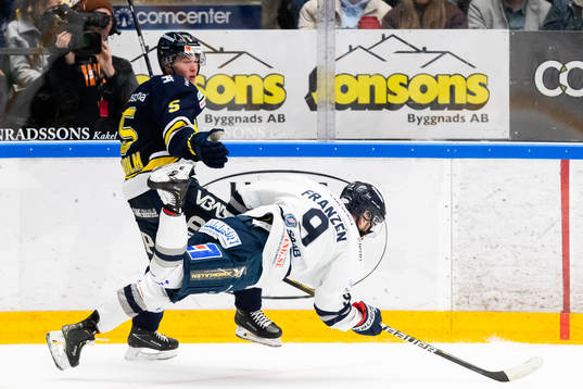 s Victor Sjöholm och Karlskogas Gustaf Franzen