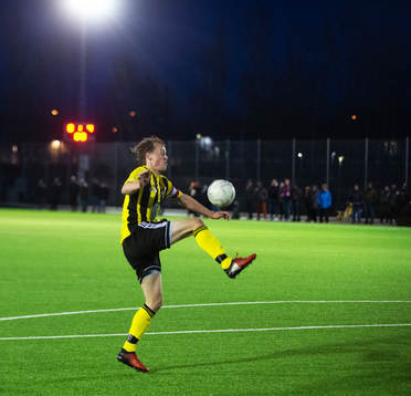 IFK Hässleholms Robin Strömberg i matchen i div. 2 Södra