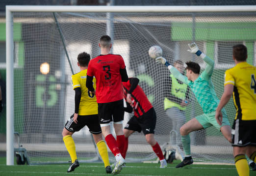IFK Hässleholms Max Nilsson gör 2-0 i matchen i div. 2