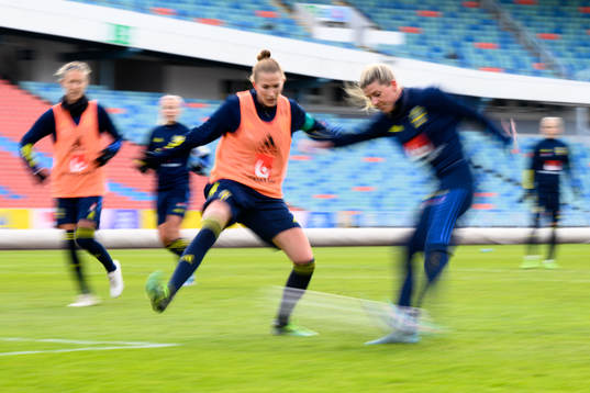 Emma Berglund and Olivia Schough of the Swedish women's