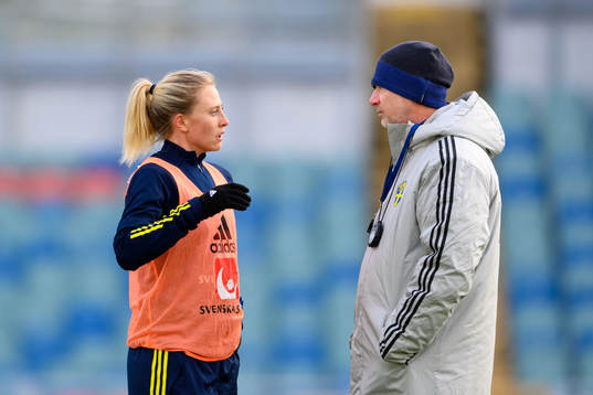 Rebecka Blomqvist and head coach Peter Gerhardsson of the