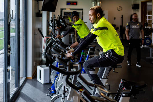 Häckens Benie Traoré rehab tränar