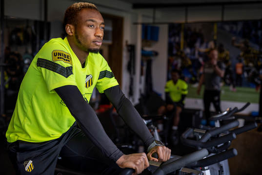 Häckens Benie Traoré rehab tränar