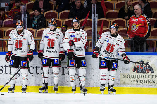 Örebros Nick Ebert och lagkamrater